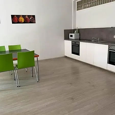 Hostel Jugendgaestehaus Studentenwohnheim