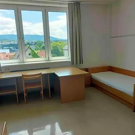 Hostel Jugendgaestehaus Studentenwohnheim